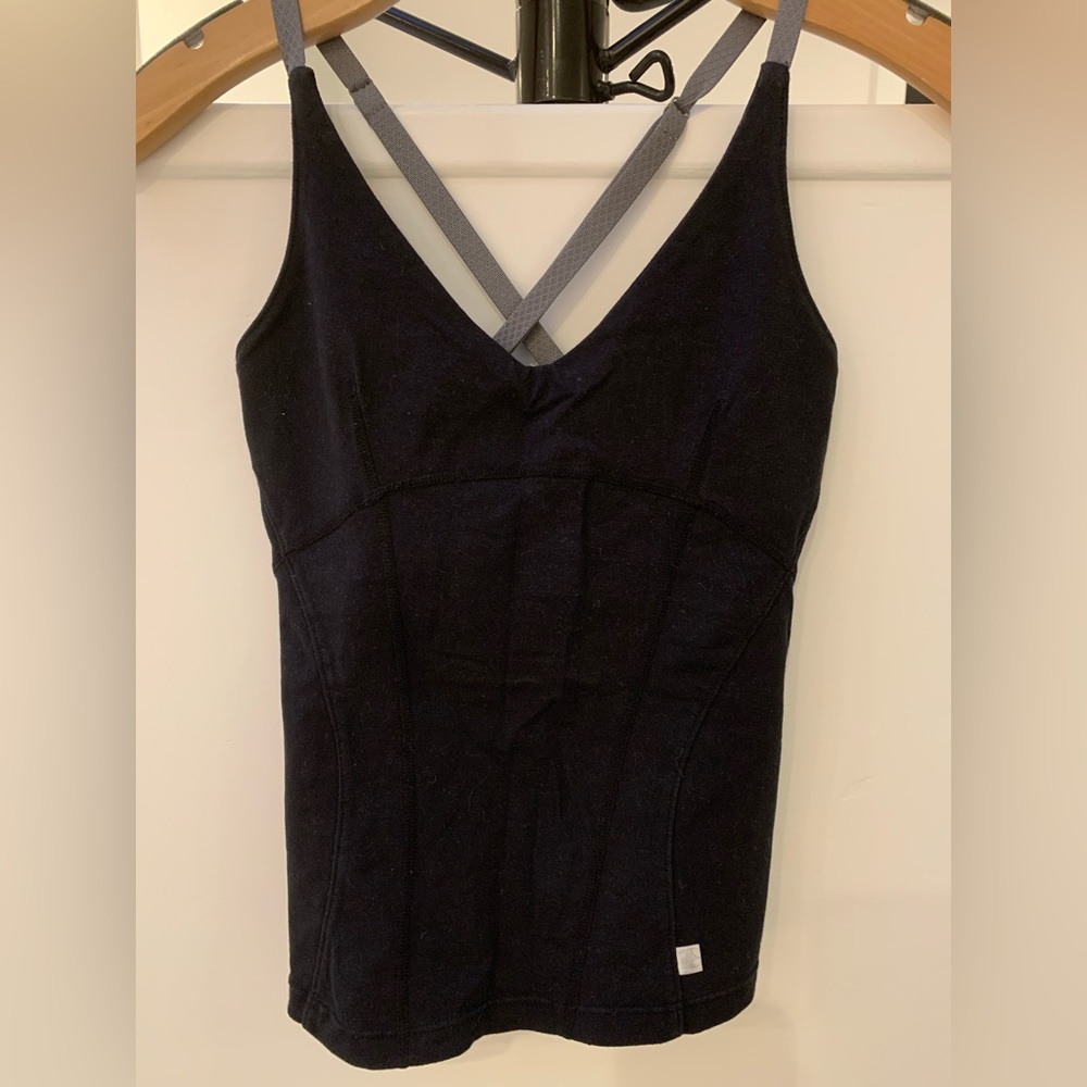 Clary Sage Organics black athletic top, Size S, EUC.